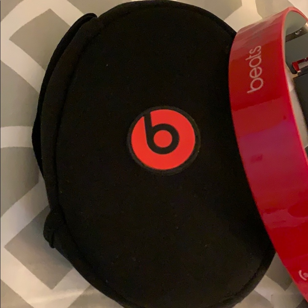 Limited Edition Beats by Dre Solos - Picture 5 of 7